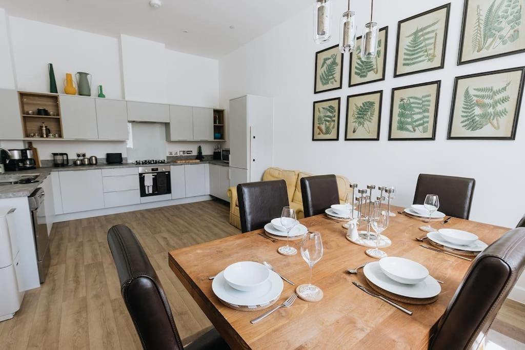 Bobbin Row - Grade 2 Listed Property With A Beautiful Design With Access To Leeds Λιντς Εξωτερικό φωτογραφία