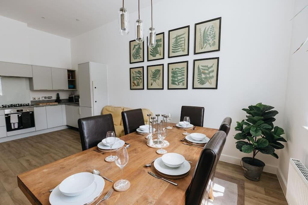 Bobbin Row - Grade 2 Listed Property With A Beautiful Design With Access To Leeds Λιντς Εξωτερικό φωτογραφία
