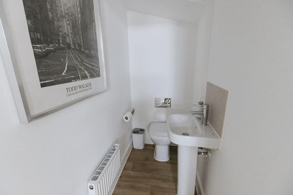 Bobbin Row - Grade 2 Listed Property With A Beautiful Design With Access To Leeds Λιντς Εξωτερικό φωτογραφία